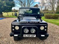 LAND ROVER DEFENDER 90